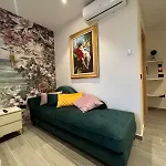 Luxury Golem (Tirana)