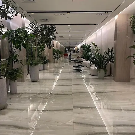 Luxury * Golem (Tirana)