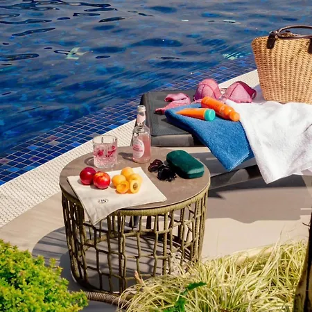 Luxury 公寓式酒店