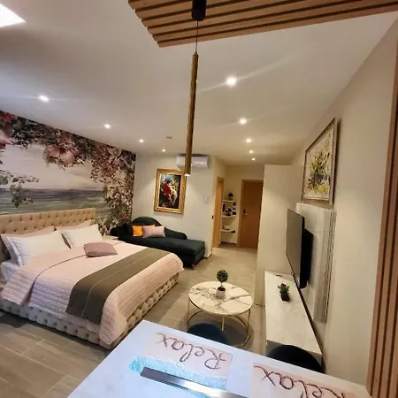 Luxury Apartmanhotel Golem