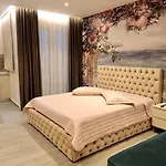 Aparthotel Luxury Golem (Tirana)