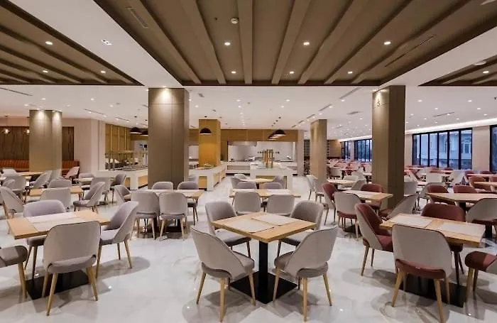 Luxury Aparthotel Golem (Tirana)